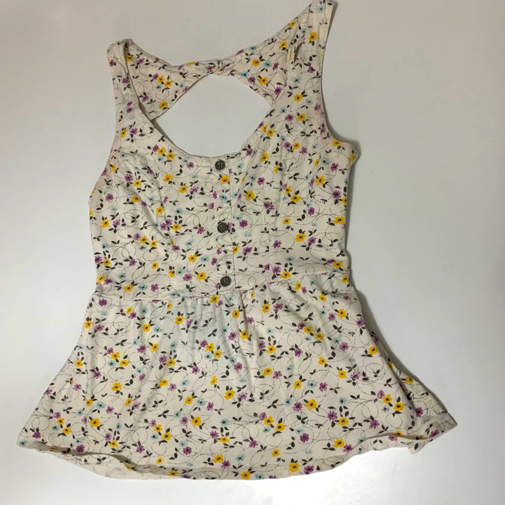 4/$20 PacSun Cream Colored Floral Blouse